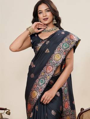 Black silk blend woven design saree with blouse 2