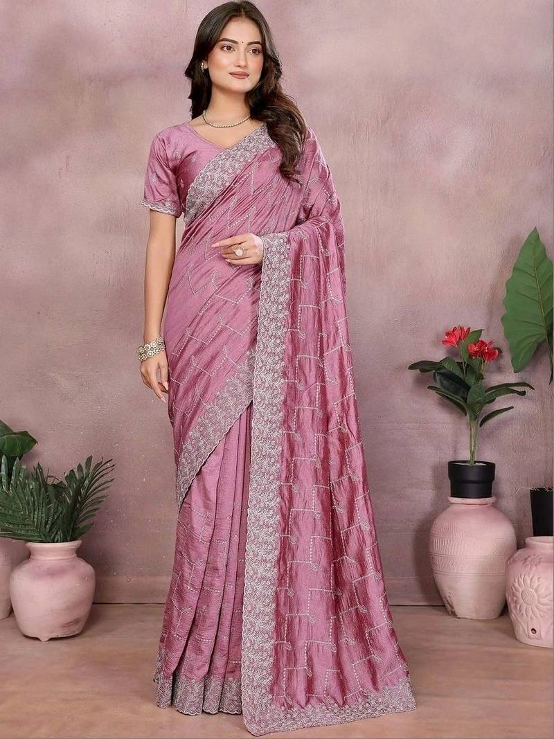 Purple silk blend embellished saree with blouse