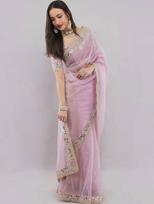 Pink net embellished saree with blouse 5