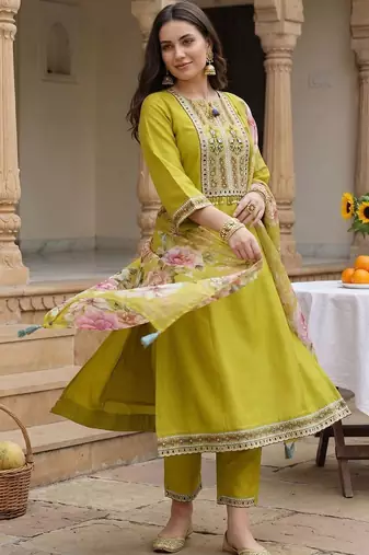 Women Ethnic Motifs Embroidered Panelled Sequinned Kurta with Trousers & With Dupatta