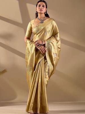 Gold silk blend woven design saree with blouse 1