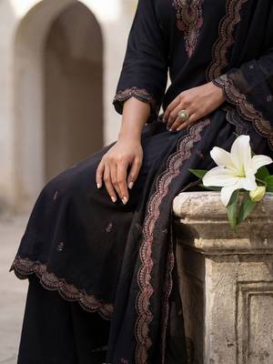 Women Ethnic Motifs Embroidered Regular Thread Work Kurta with Trousers & With Dupatta 4