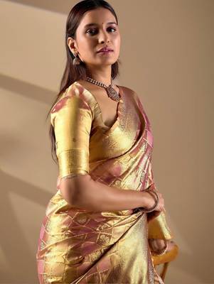 Gold silk blend woven design saree with blouse 3