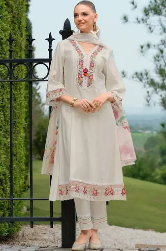Floral Embroidered Thread Work V-Neck A-Line Kurta With Trousers & Dupatta