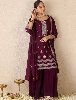 Floral Embroidered Sweetheart Neck Kurta With Sharara & Dupatta 2