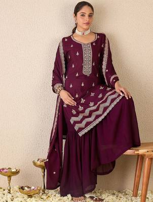 Floral Embroidered Sweetheart Neck Kurta With Sharara & Dupatta 7