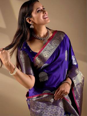 Purple silk blend woven design saree with blouse 4