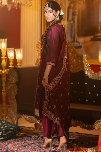Embroidered Gotta Patti Work Round Neck Kurta With Trousers & Dupatta