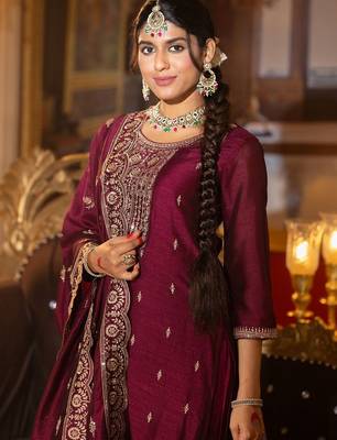 Embroidered Gotta Patti Work Round Neck Kurta With Trousers & Dupatta 7