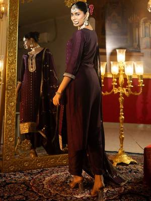 Sequinned Embroidered Round Neck Kurta With Trousers & Dupatta 3