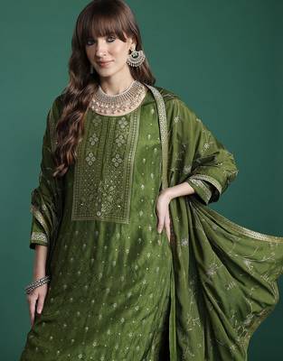 Ethnic Motifs Kurta with Trousers & Dupatta 1