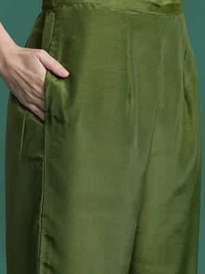 Ethnic Motifs Kurta with Trousers & Dupatta 3