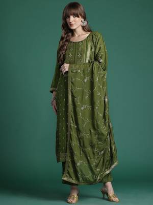 Ethnic Motifs Kurta with Trousers & Dupatta 5