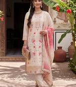 Women Floral Embroidered Regular Patchwork Kurta with Trousers & With Dupatta