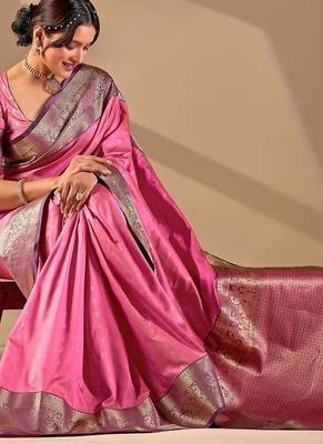 Pink silk blend woven design saree with blouse 3