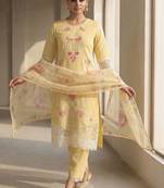 Women Floral Embroidered Regular Thread Work Kurta with Trousers & With Dupatta