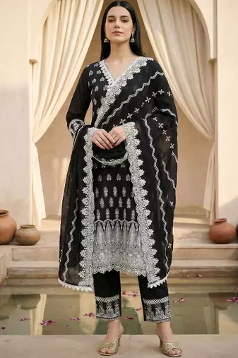 Women Motifs Embroidered Thread Work Pure Cotton Kurta with Trousers & Dupatta