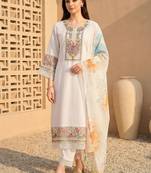 Women Floral Embroidered Regular Thread Work Liva Kurta with Trousers & With Dupatta