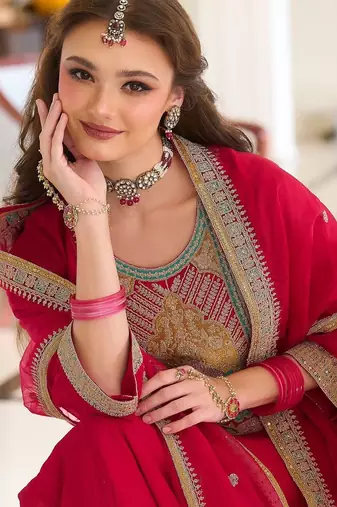 Women Ethnic Motifs Embroidered Regular Kurta with Trousers & With Dupatta