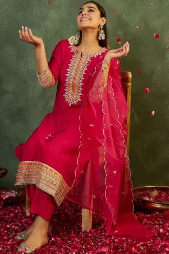 Women Ethnic Motifs Embroidered Gotta Patti Kurta with Trousers & With Dupatta