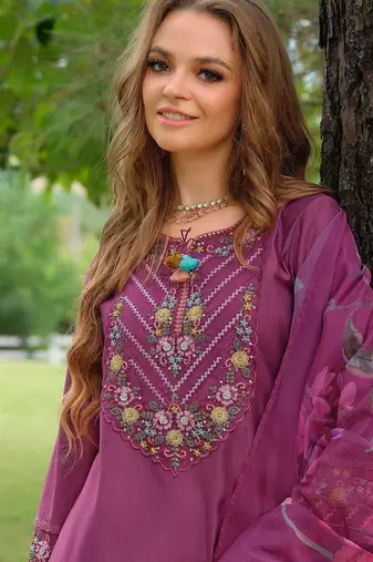 Floral Embroidered Thread Work Kurta with Palazzo & With Dupatta