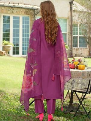 Floral Embroidered Thread Work Kurta with Palazzo & With Dupatta 4