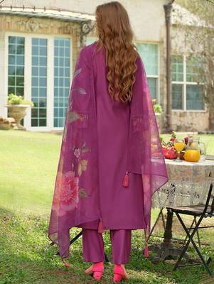 Floral Embroidered Thread Work Tieup Neck A-Line Kurta With Trousers & Dupatta 6