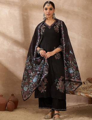 Women Ethnic Motifs Regular Thread Work Kurta with Trousers & With Dupatta 2