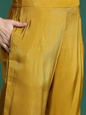Ethnic Motifs Embroidered Sequinned Kurta with Trousers & With Dupatta 3