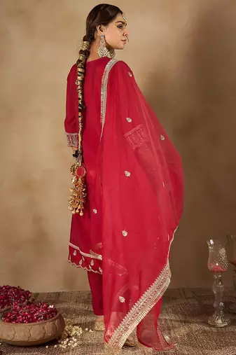 Women Ethnic Motifs Embroidered Panelled Kurta with Trousers & With Dupatta
