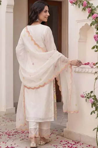 Women Floral Embroidered Regular Mirror Work Kurta with Trousers & With Dupatta