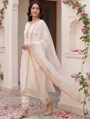 Women Floral Embroidered Regular Mirror Work Kurta with Trousers & With Dupatta 5