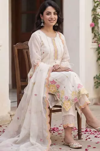 Women Floral Embroidered Regular Mirror Work Kurta with Trousers & With Dupatta