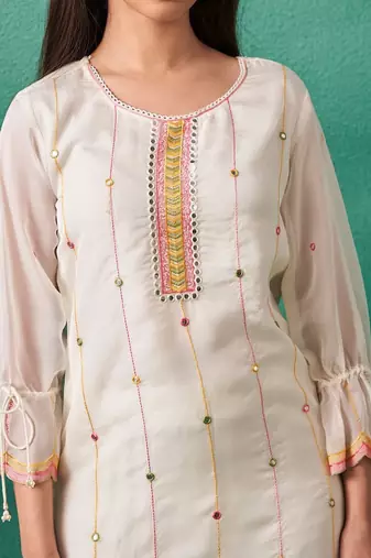 Women Floral Embroidered Regular Mirror Work Kurta with Trousers & With Dupatta