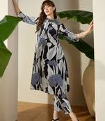 Women Floral Printed Regular Pure Cotton Kurta with Trousers