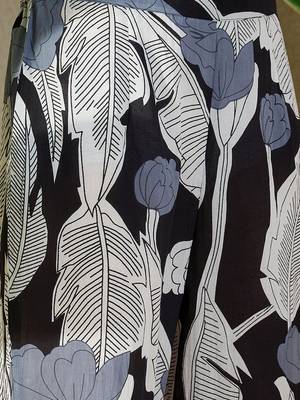 Women Floral Printed Regular Pure Cotton Kurta with Trousers 3