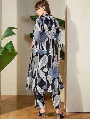 Women Floral Printed Regular Pure Cotton Kurta with Trousers 7