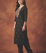 Women Floral Embroidered Regular Thread Work Kurta with Trousers