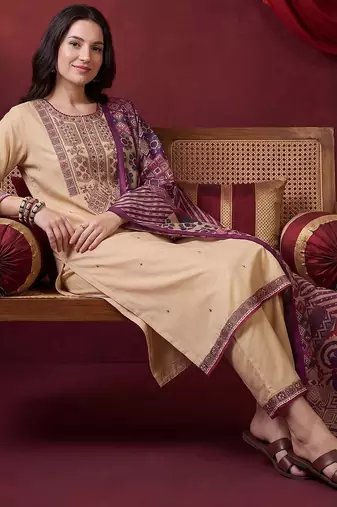 Women Ethnic Motifs Embroidered Regular Thread Work Kurta with Trousers & With Dupatta