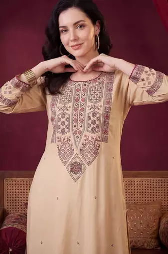 Women Ethnic Motifs Embroidered Regular Thread Work Kurta with Trousers & With Dupatta