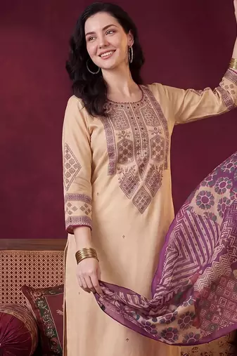 Women Ethnic Motifs Embroidered Regular Thread Work Kurta with Trousers & With Dupatta