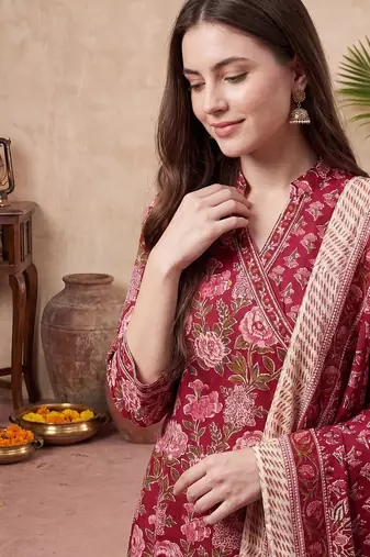 Women Floral Printed Angrakha Pure Cotton Kurta with Trousers & With Dupatta