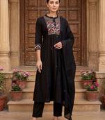 Women Ethnic Motifs Embroidered Regular Thread Work Pure Cotton Kurta with Trousers & With Dupatta