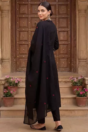 Women Ethnic Motifs Embroidered Regular Thread Work Pure Cotton Kurta with Trousers & With Dupatta