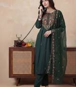 Women Floral Embroidered Regular Thread Work Kurta with Trousers & With Dupatta