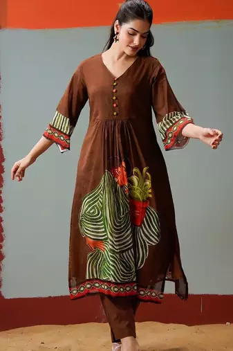 Women Printed Regular Pure Cotton Kurta with Trousers