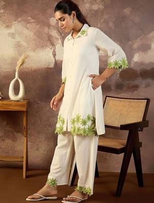 Women Floral Embroidered Regular Thread Work Pure Cotton Kurta with Palazzos 3