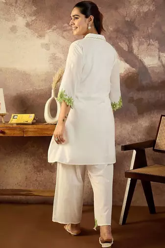 Women Floral Embroidered Regular Thread Work Pure Cotton Kurta with Palazzos