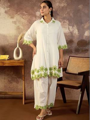 Women Floral Embroidered Regular Thread Work Pure Cotton Kurta with Palazzos 6