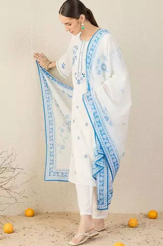 Women Floral Embroidered Regular Thread Work Pure Cotton Kurta with Trousers & With Dupatta